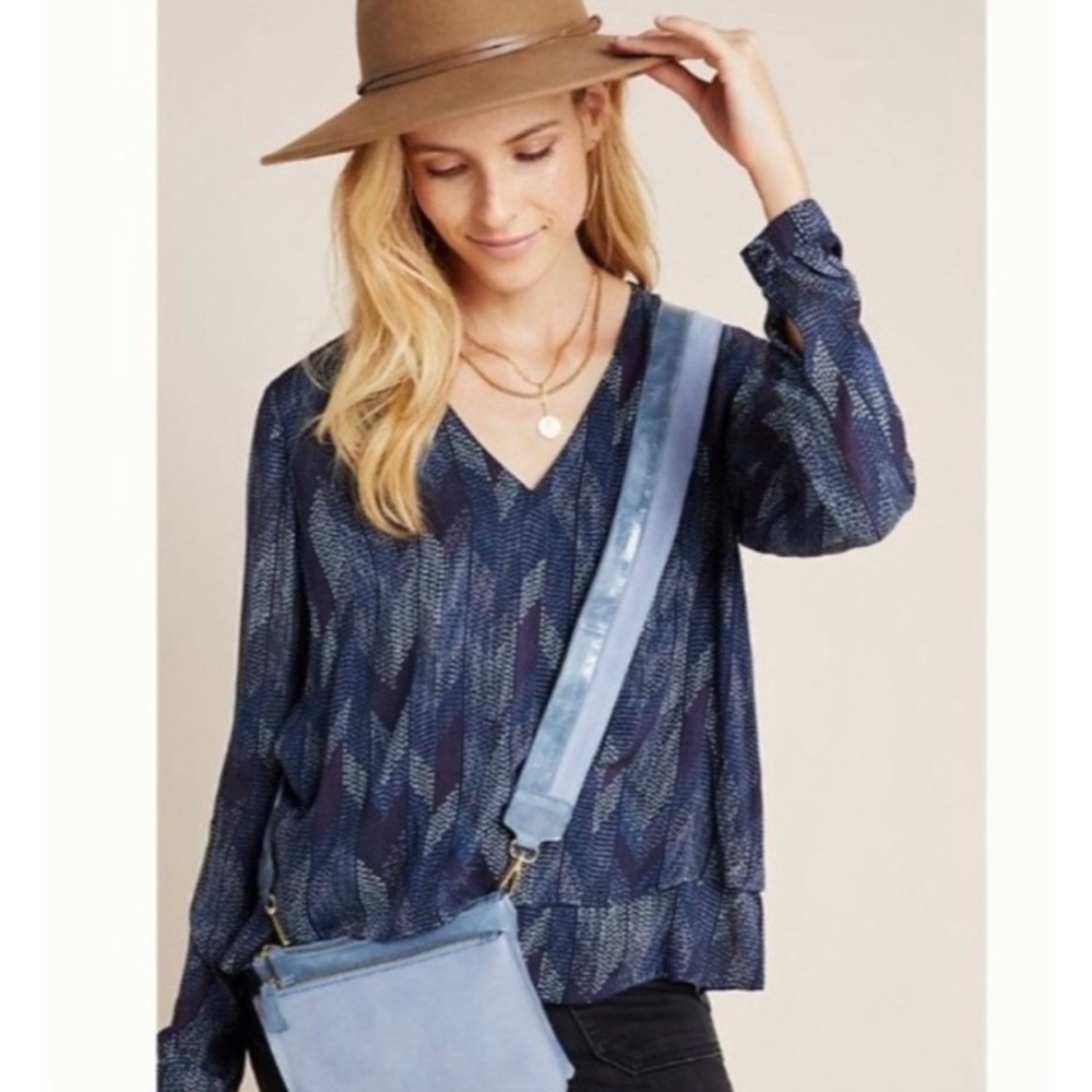 🌸CLOTH & STONE*  Anthropologie Blue Dotted Herringbone Blouse